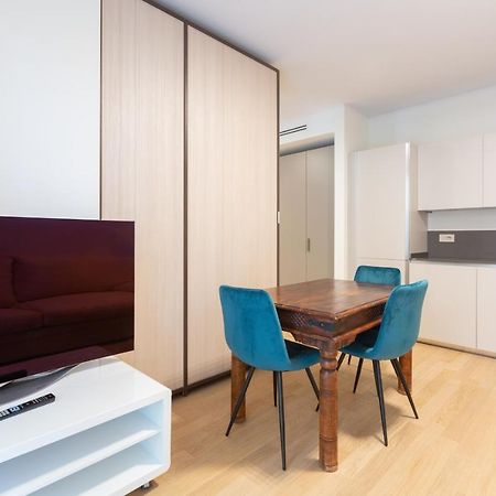 Apartament Cozy Flat With Parking Mediolan Zewnętrze zdjęcie